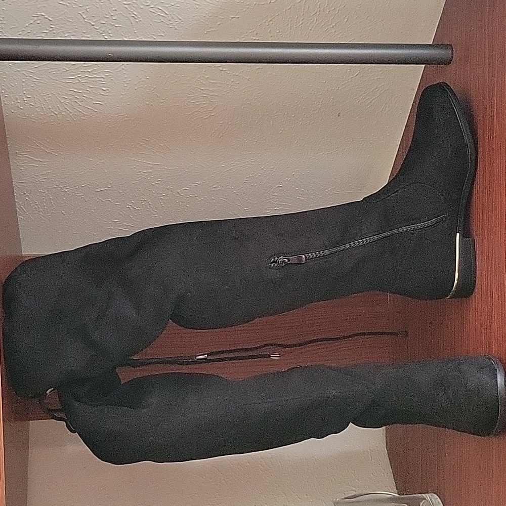 Women's Over-the-Knee Black Boots with Side Zip